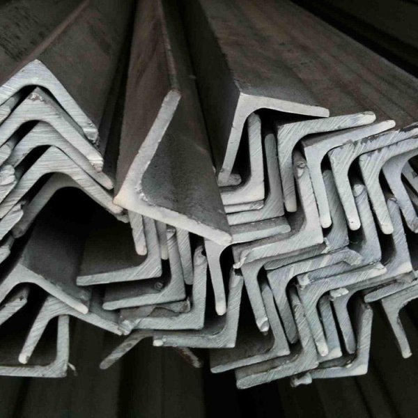 Уголок стальной, металлический 10ХСНД ГОСТ 19771-93 горячекатаный гнутый сталь